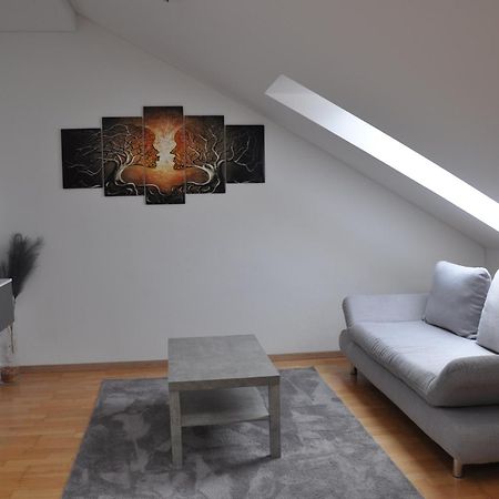 Ferienwohnung "Julka" Kostenloses W-Lan Giebelstadt Dış mekan fotoğraf